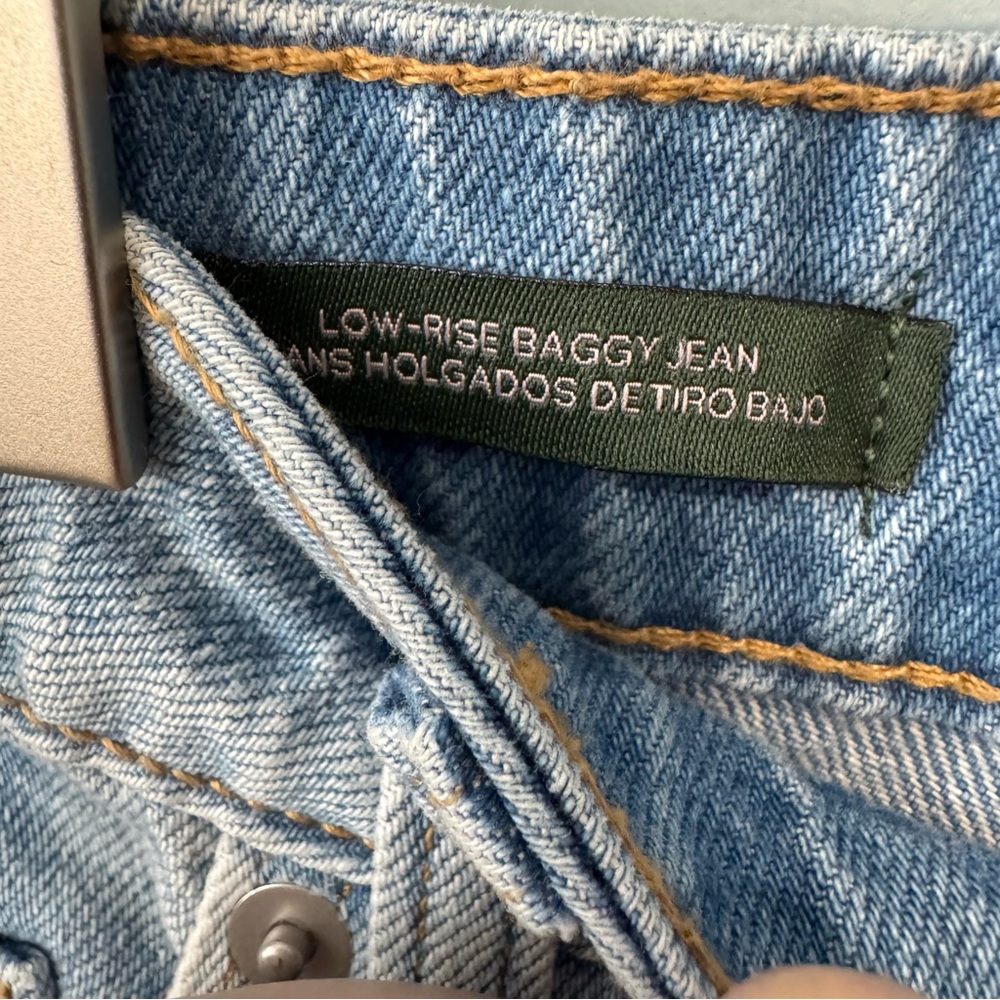Wild Fable Low Rise Baggy Jeans Rigid Denim Light Wash. NWT. Women’s 10 (32x31) - Picture 4 of 16